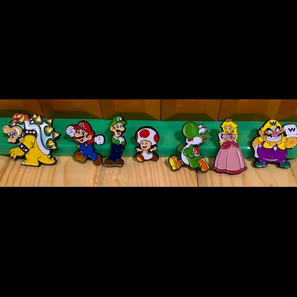 Super Mario Collector Enamel Pins Nintendo Toad Bowser Yoshi* one random pin box - Picture 2 of 11